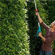 Elektryczne nożyce do żywopłotu GARDENA (08883-20)